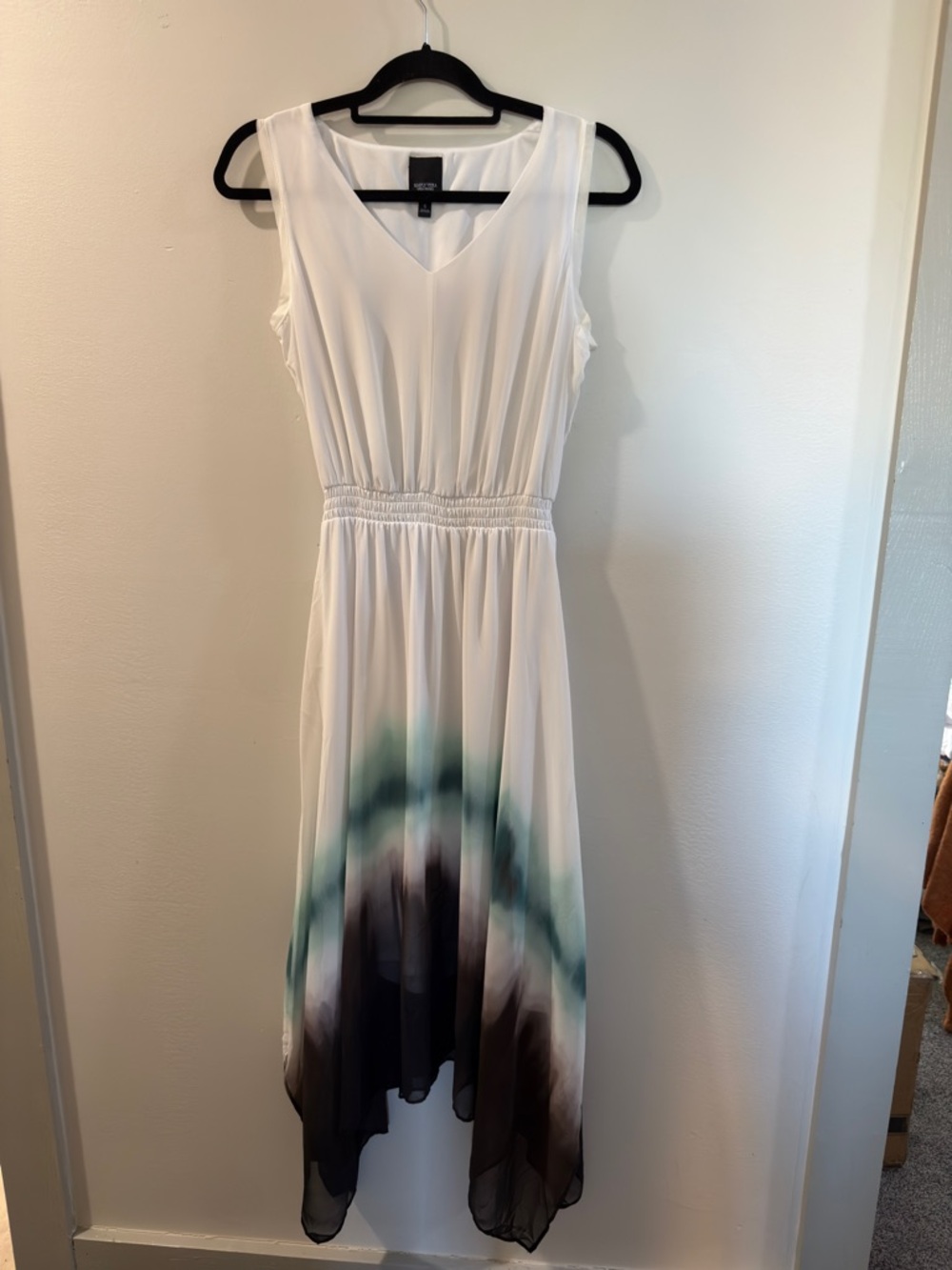 Simply Vera Vera Wang White Maxi Dress with Teal and Black Ombre